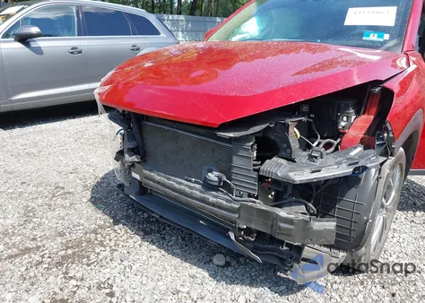 2021 Hyundai Tucson Sel z USA, uszkodzony, nr VIN KM8J3CAL8MU385243